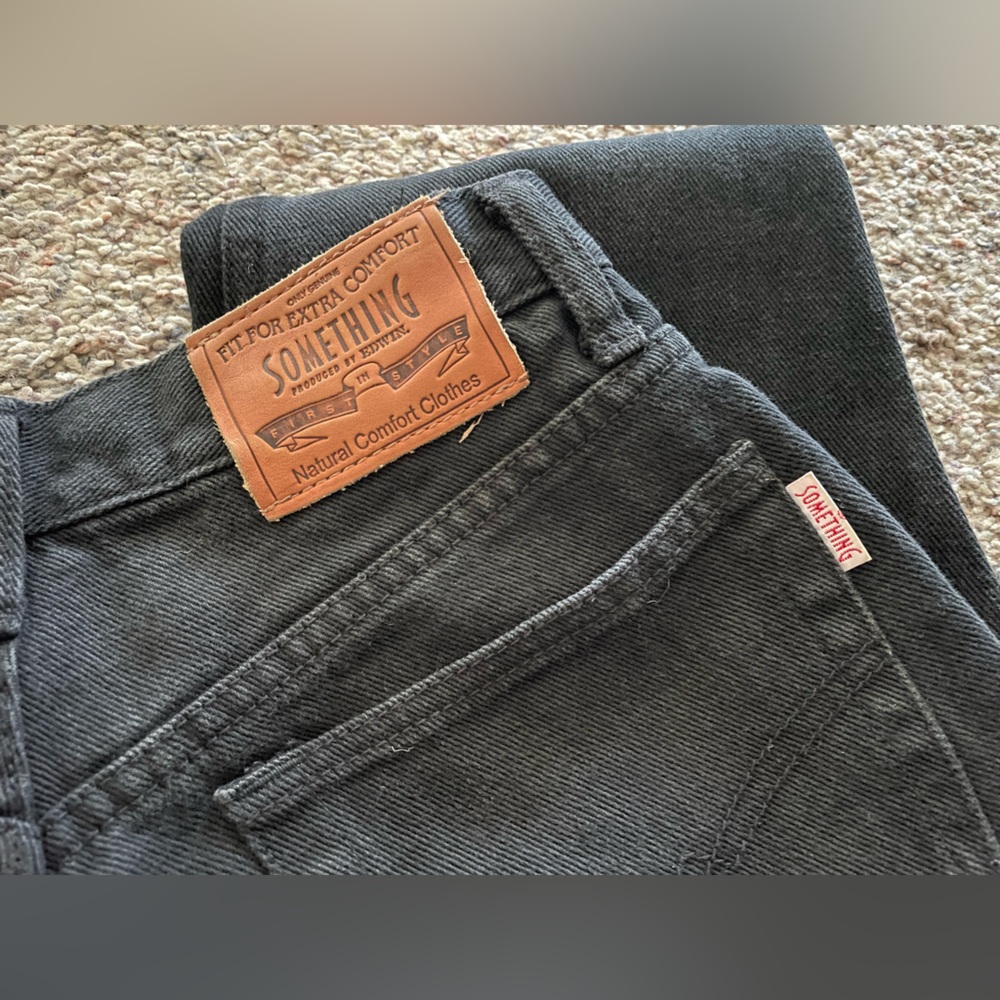 Something Nouveau Produced by Edwin Black Slim Jeans with Leather Patch - Picture 2 of 9